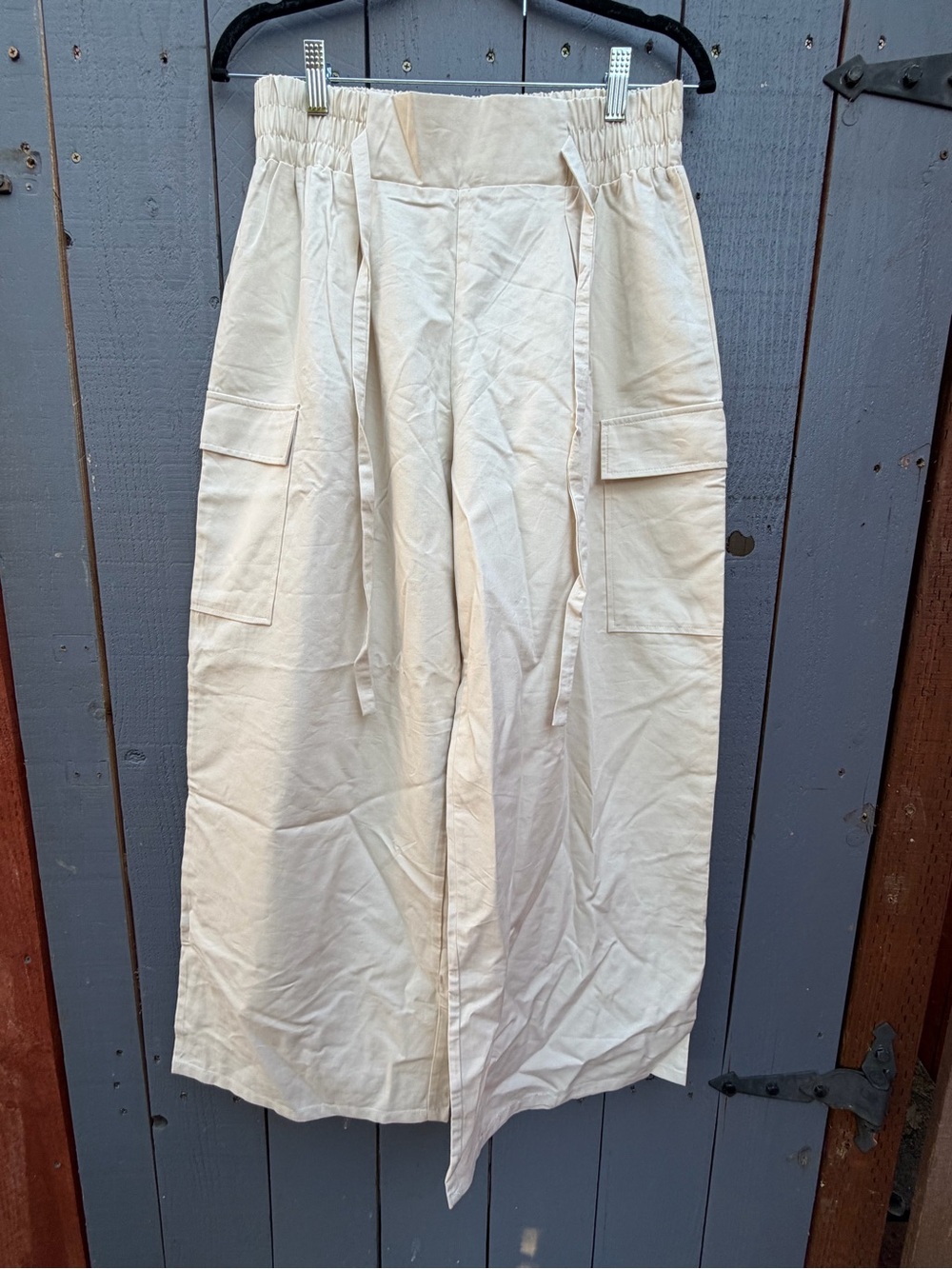 Sienna Sky Pants Size L Pull On Elastic Waist Wide Leg Cargo Pant NWT Flaw